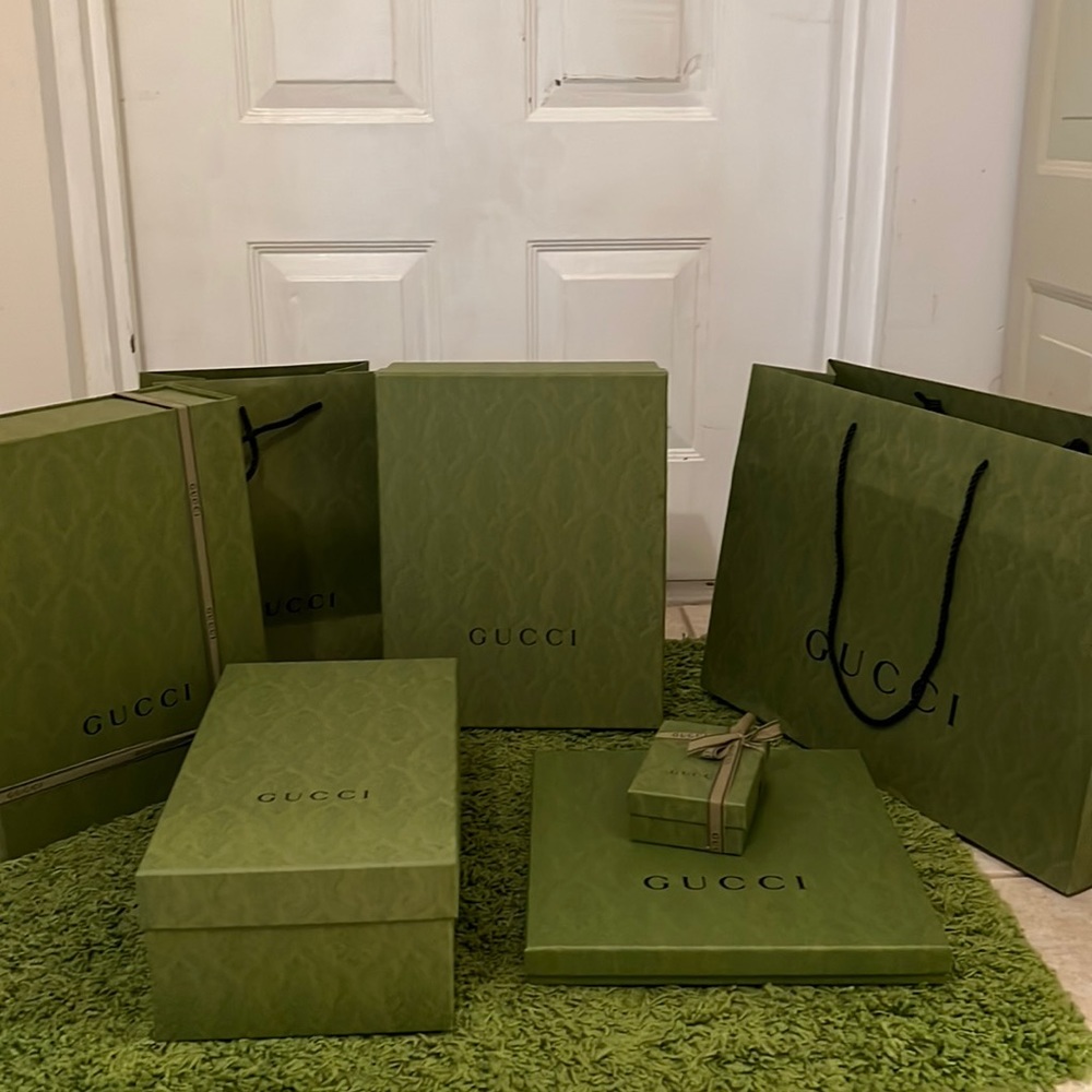 GUCCI boxes & bags